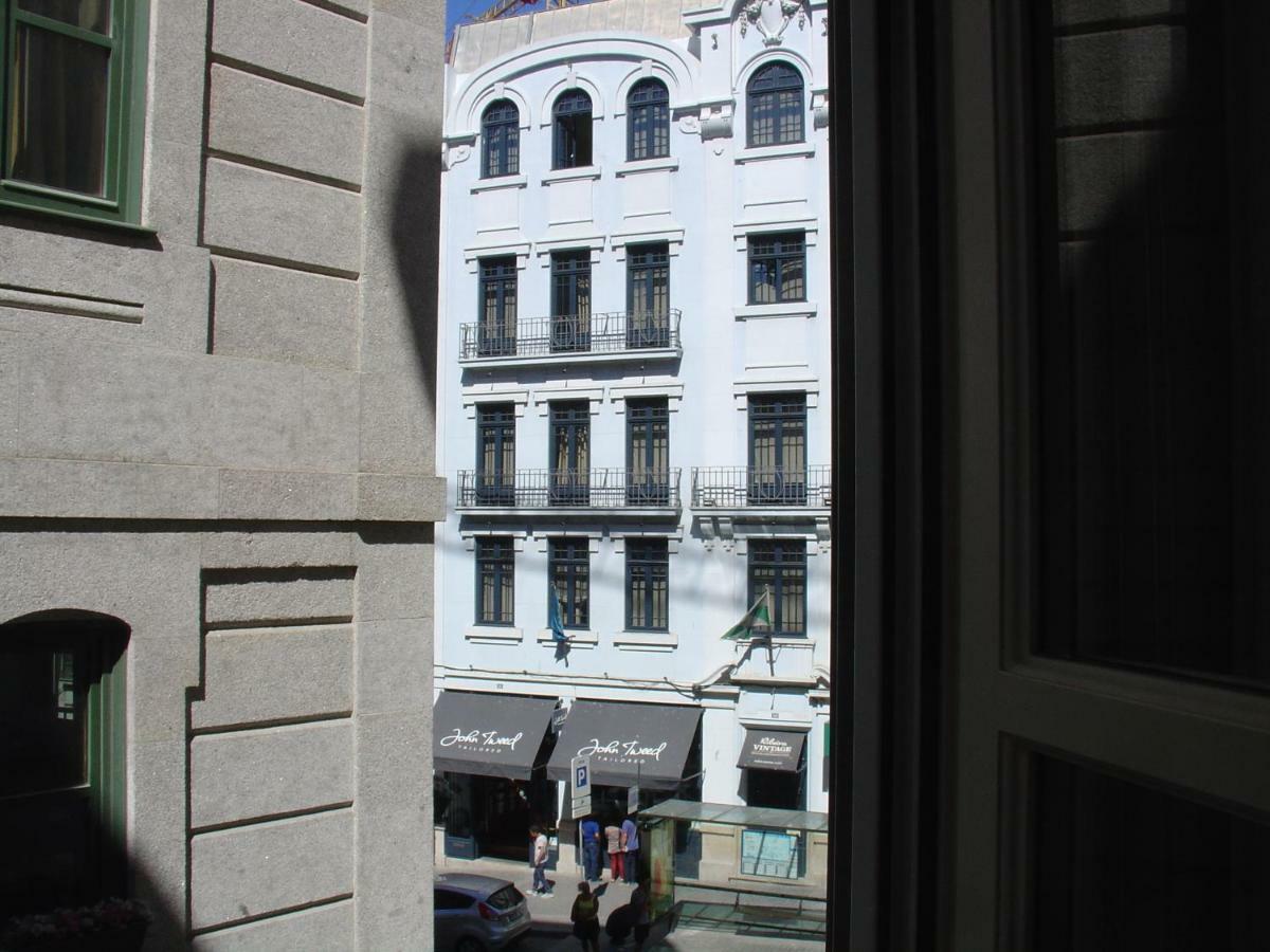 Downtown Historical Apartment Porto Luaran gambar